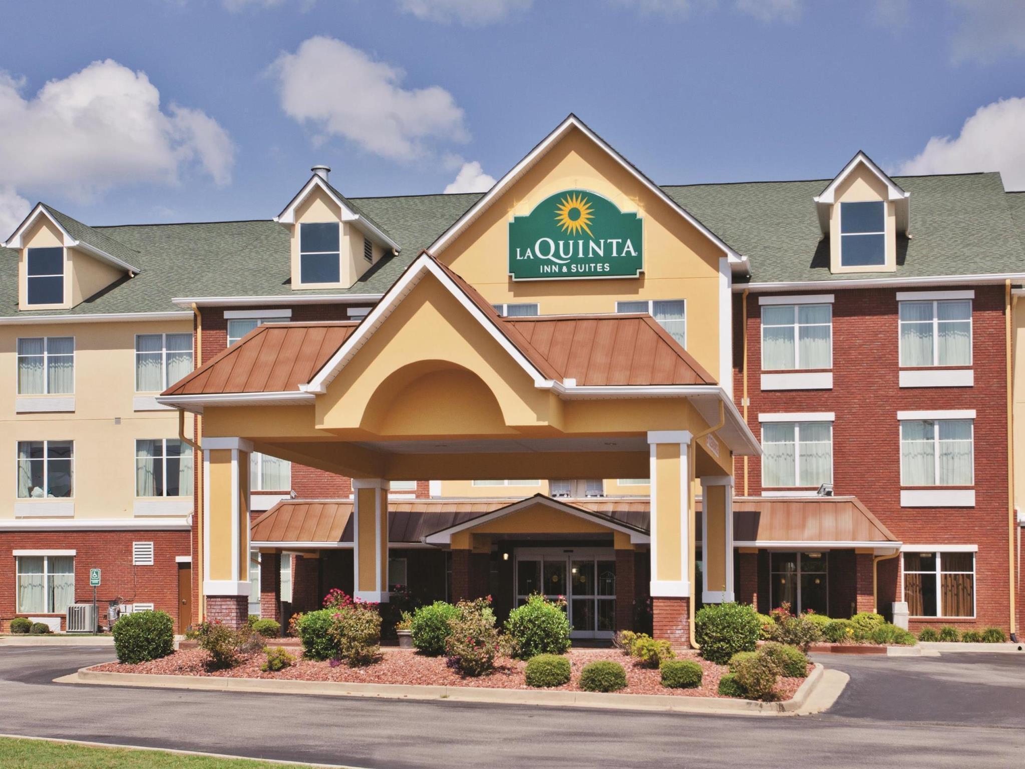 La Quinta By Wyndham Oxford - Anniston Hotel Exterior foto