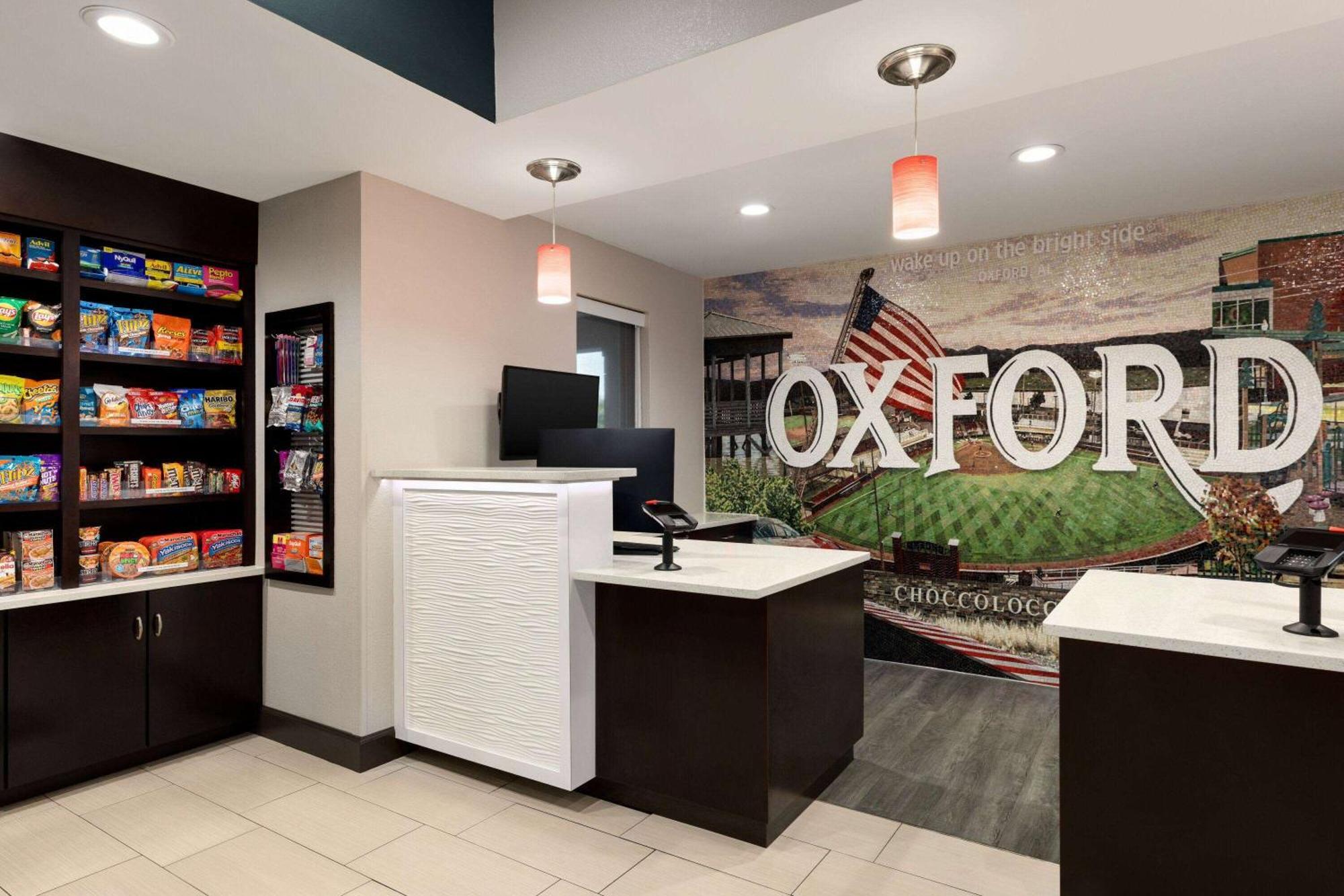 La Quinta By Wyndham Oxford - Anniston Hotel Exterior foto